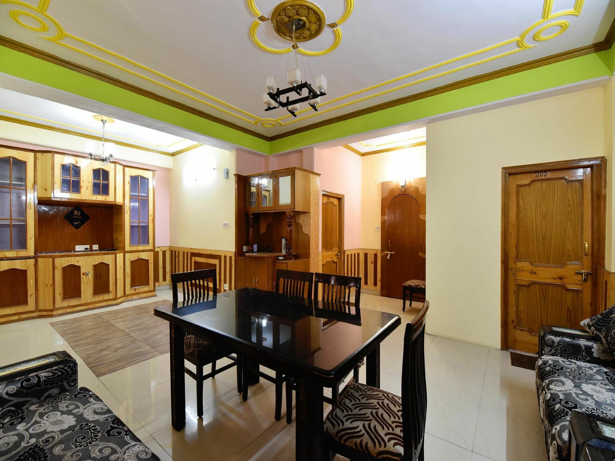 Oyo 4681 Snow Flake Cottage Шімла Екстер'єр фото